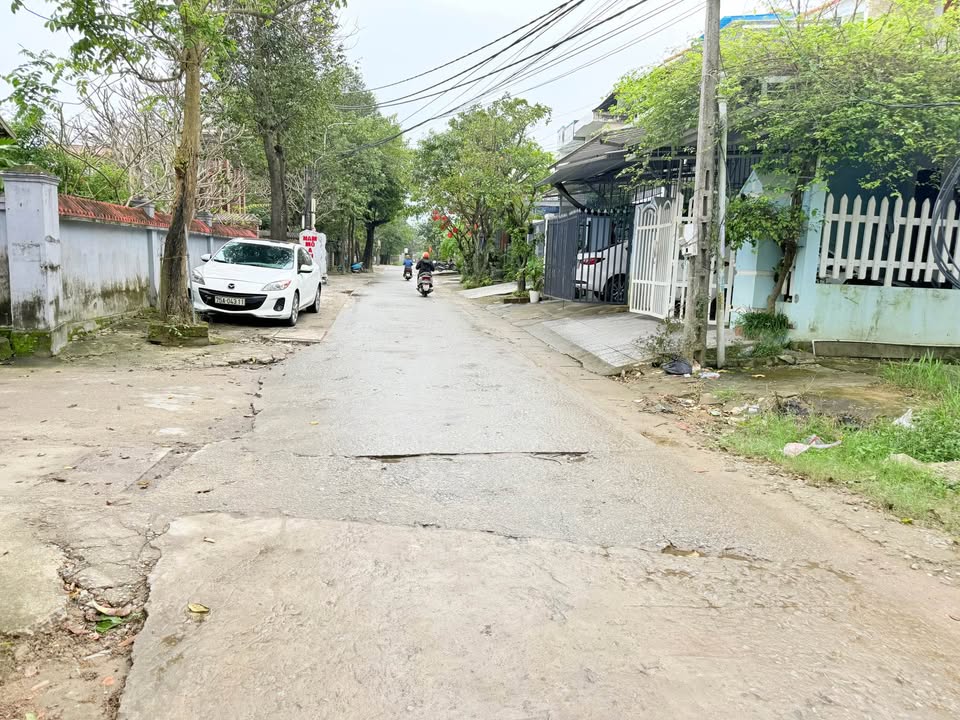 Đất mặt tiền Lại Thế, Phú Thượng, 150m² giá 4.25 tỷ - Kinh doanh ổn định, view sông đẹp!