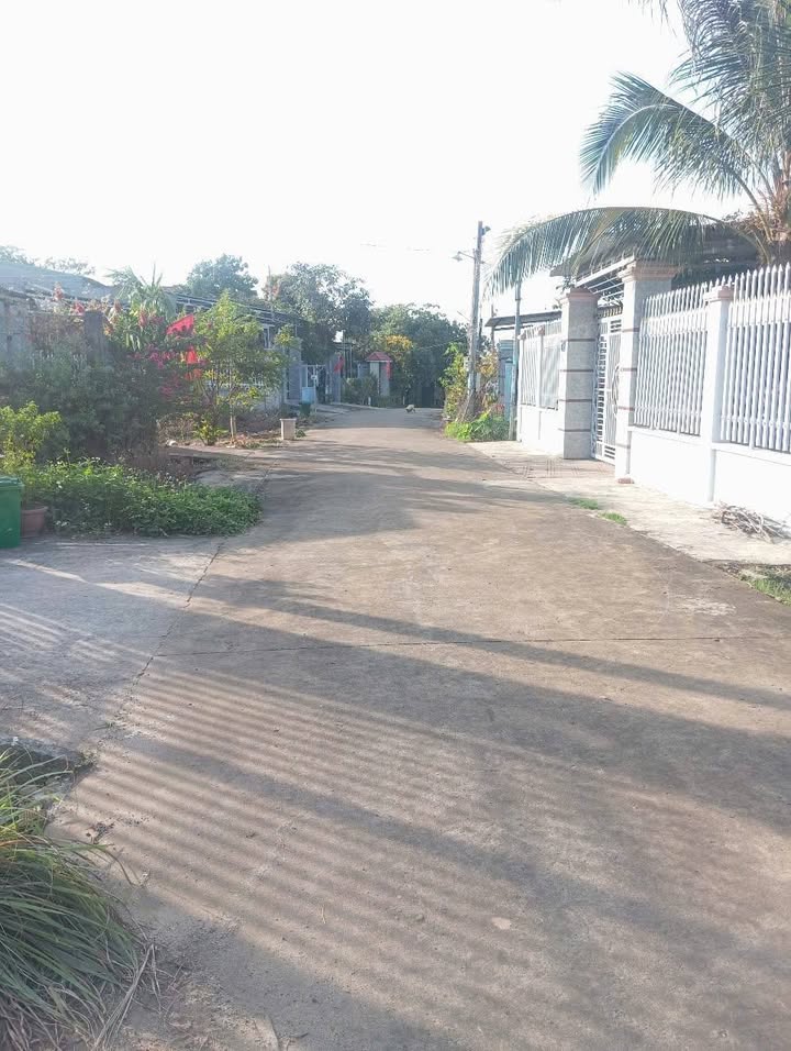 Đất nền Ấp 1 Tiến Hưng 165m² giá 800 triệu - Cơ hội đầu tư tuyệt vời!