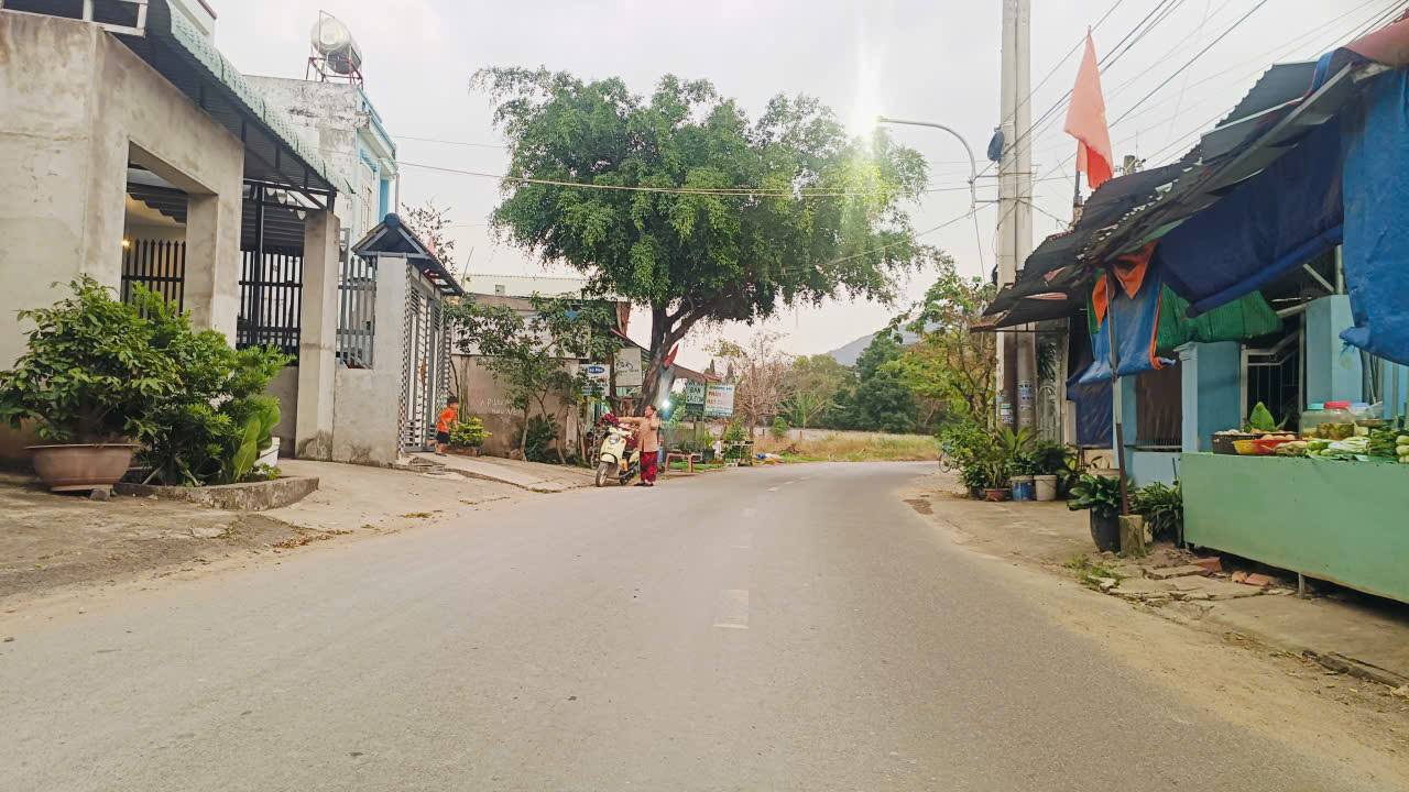 Đất nền Phú Mỹ 90m² giá 1.05 tỷ - Cơ hội đầu tư tuyệt vời!