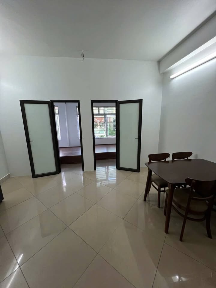 Căn hộ 2PN 1WC đường Đồng Me, Nam Từ Liêm giá 6 triệu - Sẵn sàng vào ở ngay!