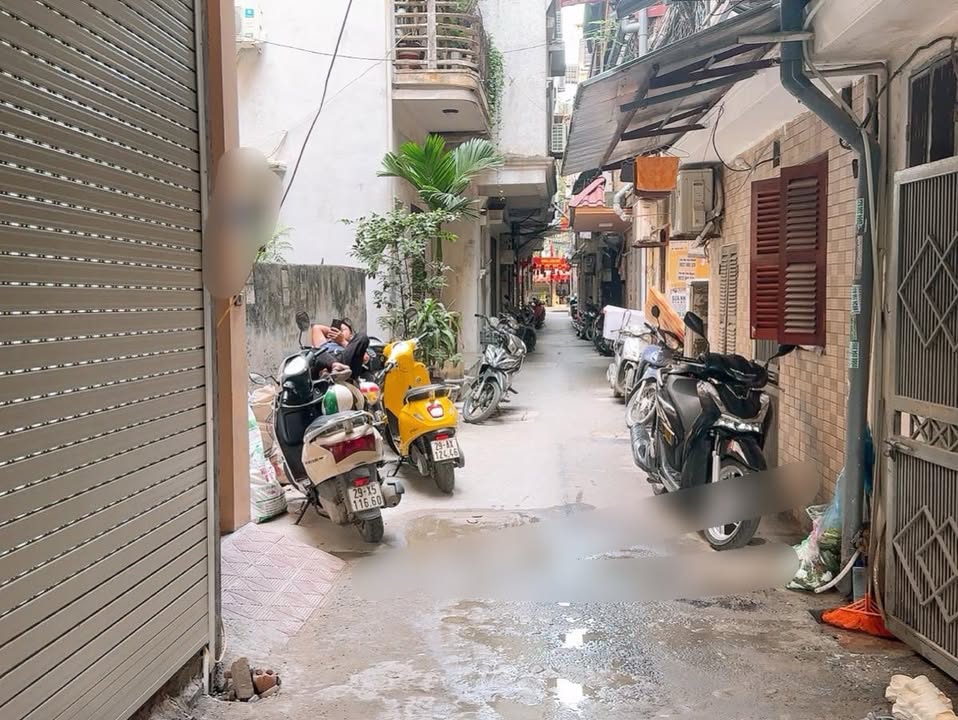 Nhà Phân Lô Nghĩa Tân, Cầu Giấy 25m² - Thiết kế hiện đại, nội thất đầy đủ