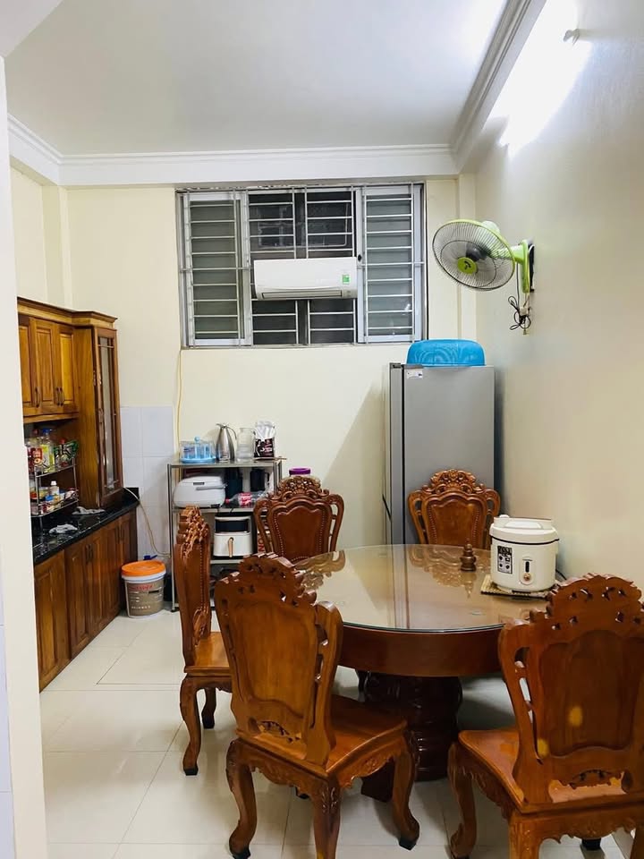 Nhà 2 tầng Ngõ 15B Tả Thanh Oai 35m² giá 1.6 tỷ - Sổ đỏ chính chủ!