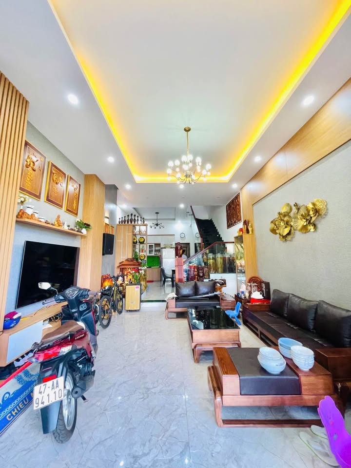 Nhà 3 tầng Khu Đấu Giá Hà Huy Tập, 82m² giá 8.2 tỷ - Pháp lý thổ cư 100%!