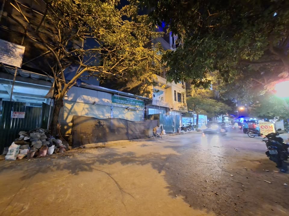 Đất nền Khu Đấu Giá Vạn Phúc 83m² mặt tiền 5m - Vị trí đắc địa cho kinh doanh!