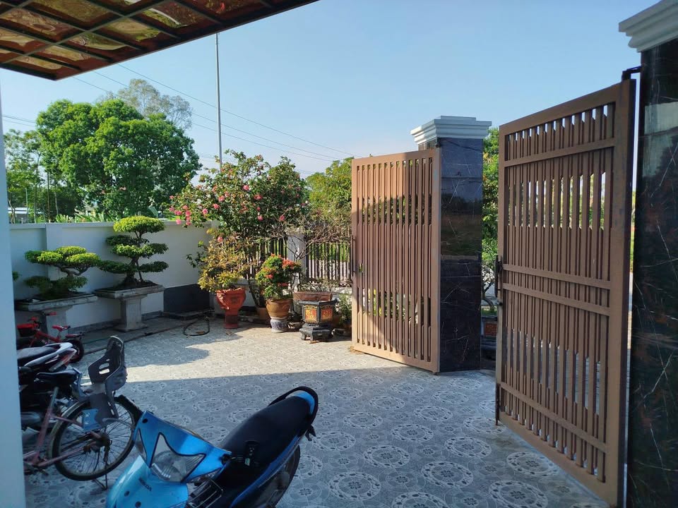 Biệt thự 3 tầng phường Quảng Châu TP Sầm Sơn 148m² - Thiết kế hiện đại sang trọng!