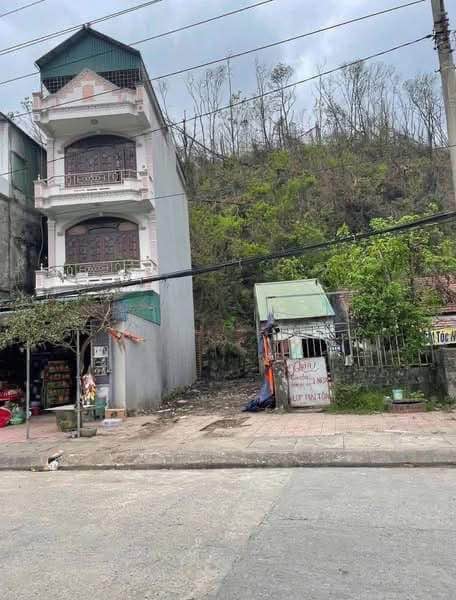 Đất mặt đường Bãi Muối, Cao Thắng, 80.6m² giá 4.6 tỷ - Kinh doanh sầm uất!