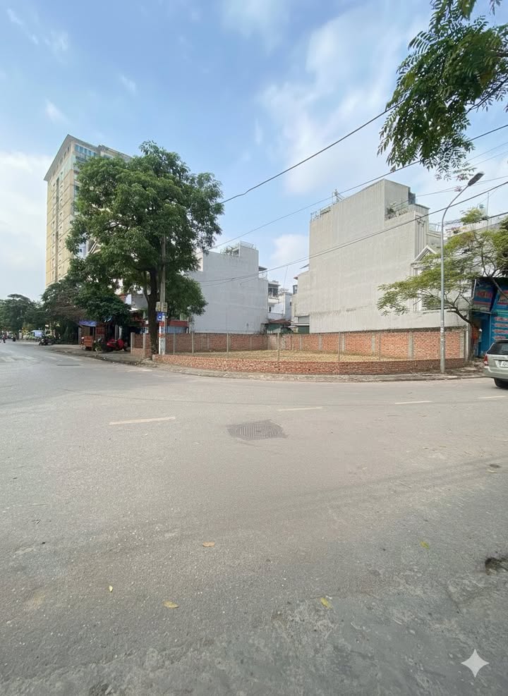 Đất lô góc Đỗ Nhuận 131m² giá 4 tỷ - Đầu tư sinh lời ngay!