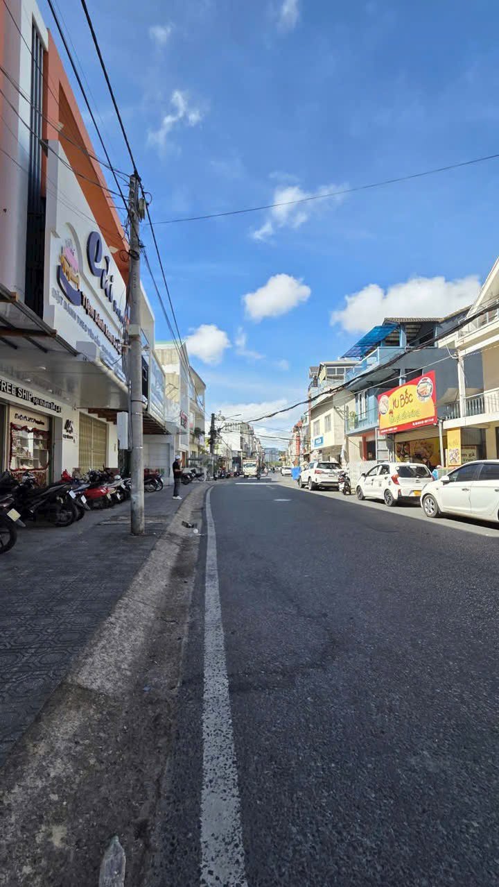 Mặt bằng cho thuê đường Mạc Đỉnh Chi, Đà Lạt 120m² - Kinh doanh sầm uất!