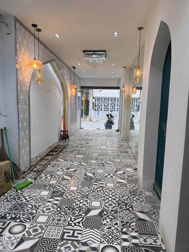 Nhà nguyên căn mặt tiền Nguyễn Trọng Tuyển, quận Phú Nhuận - Cho thuê 27 triệu, kinh doanh thuận lợi!