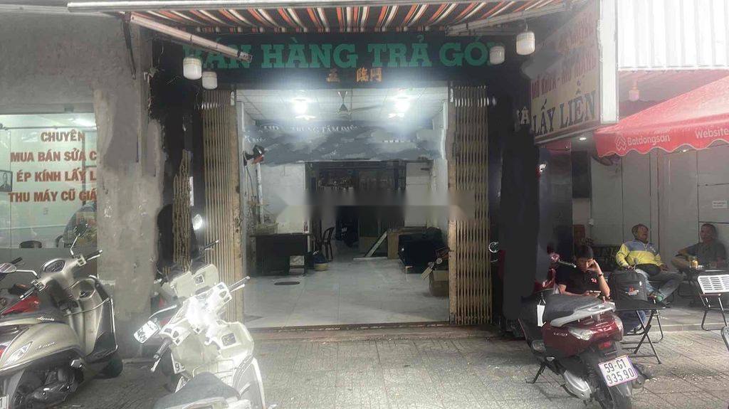 Nhà mặt tiền Hùng Vương, Quận 5 cho thuê 104m² giá 35 triệu - Địa điểm kinh doanh lý tưởng!