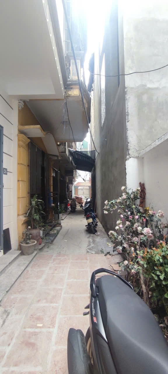 Bán nhà Tây Mỗ 45m² giá 7,5 tỷ - Khu dân cư yên tĩnh, gần Vinhomes Smart City!