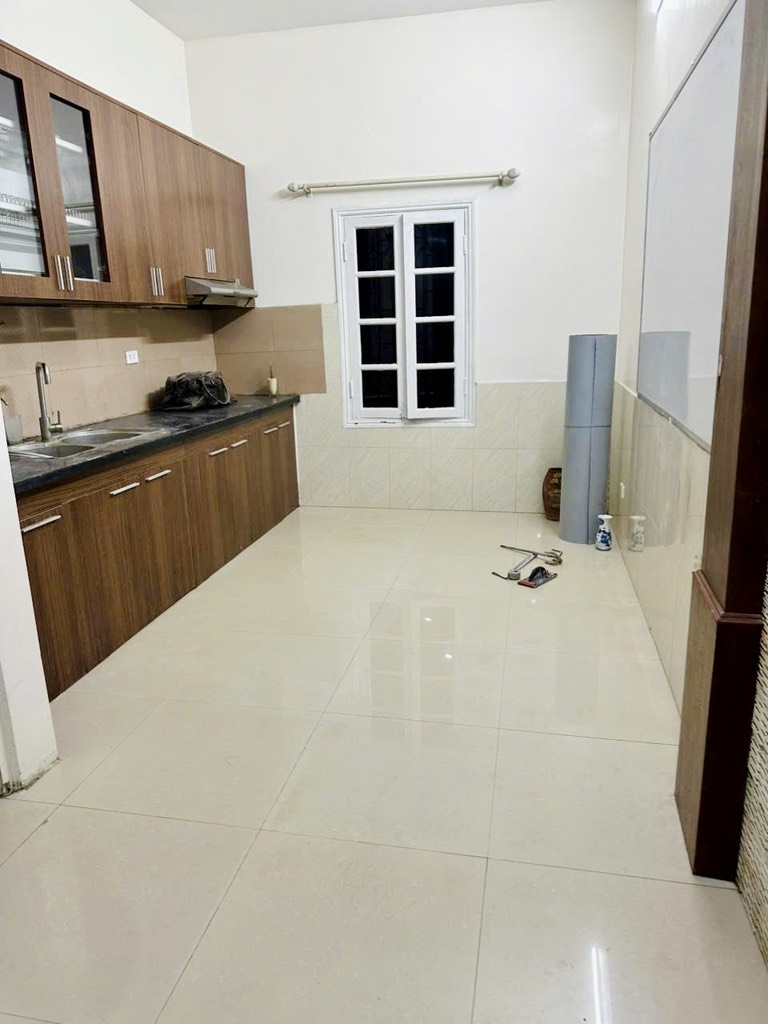 Nhà riêng Cầu Diễn, Nam Từ Liêm 41m² giá 8.45 tỷ - Lô góc 3 thoáng, sáng rực rỡ!