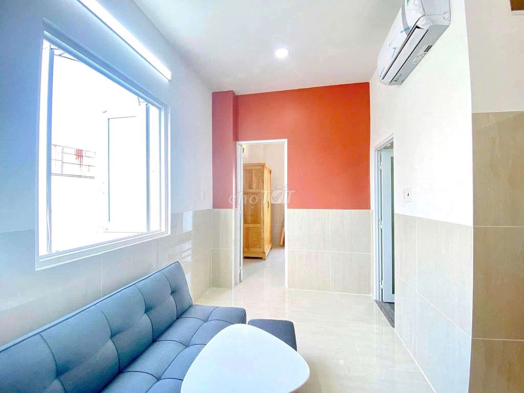 Căn hộ dịch vụ Quận 4 40m² giá 6.8 triệu - Full nội thất cao cấp, sẵn sàng vào ở!