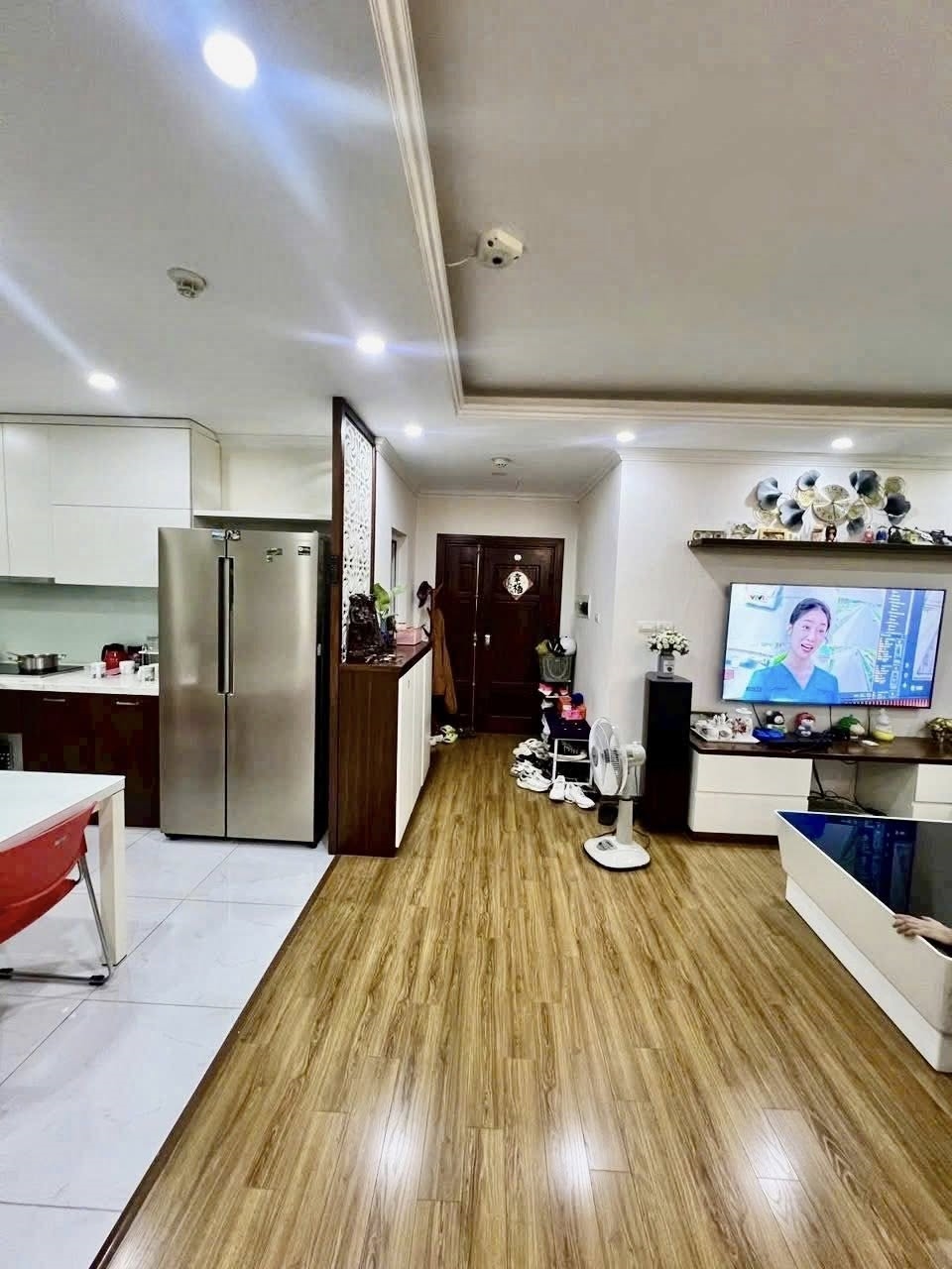 Căn hộ M5 Nguyễn Chí Thanh 133m² giá 14 tỷ - Lô góc, view phố đẹp