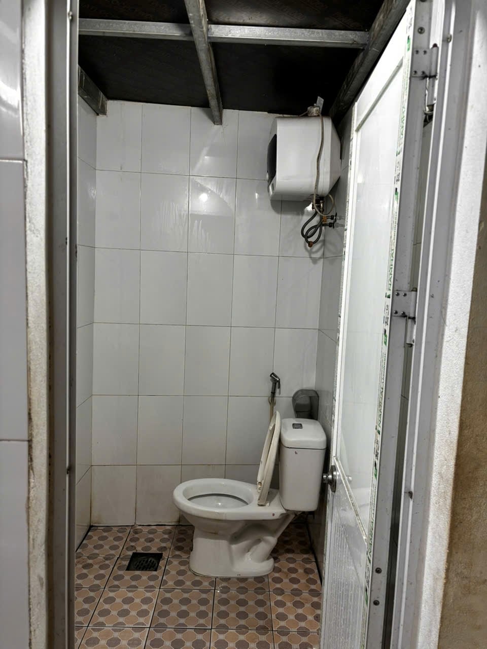 Nhà cấp 4 Thạch Bàn 45m² giá 3 triệu - An ninh tốt, giao nhà ngay!