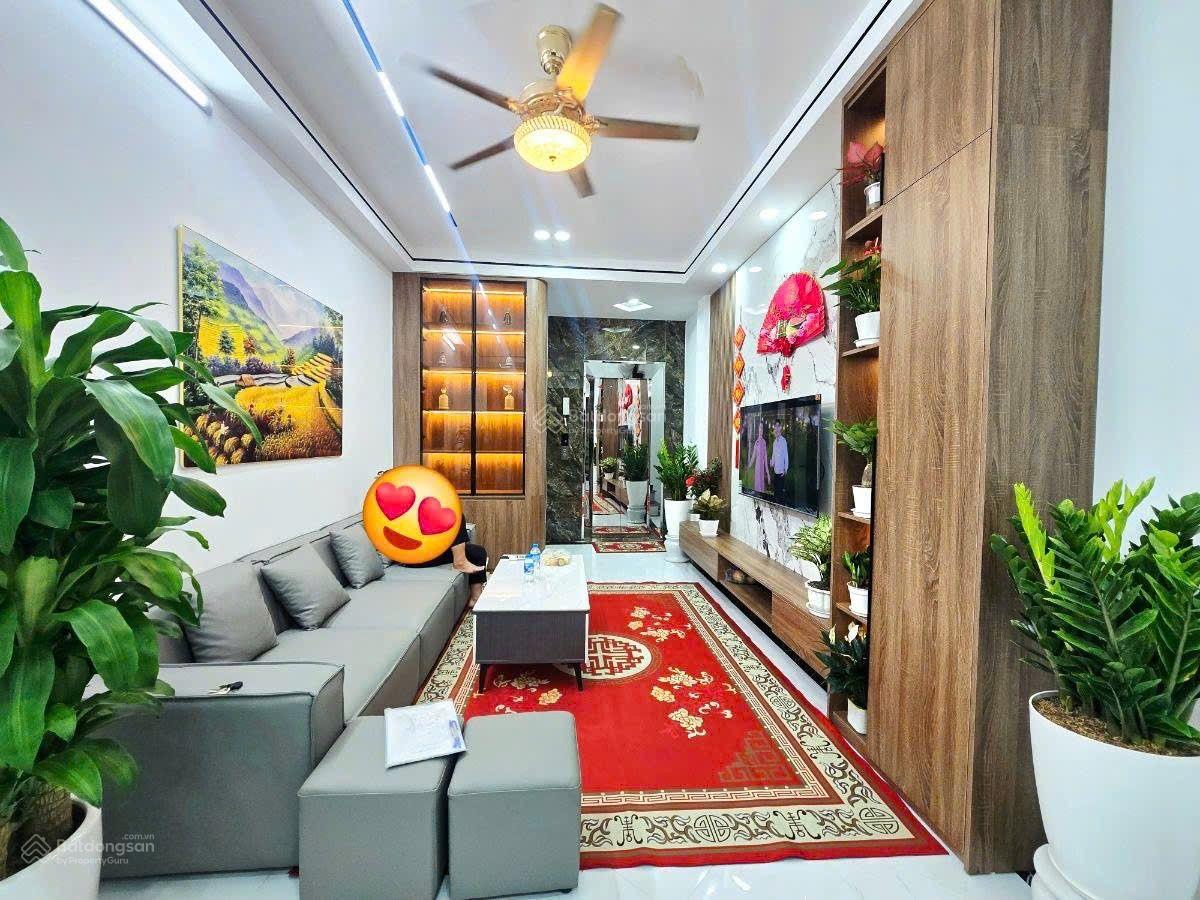 Bán Nhà Xây Mới 35m² 6 Tầng Thang Máy Ngõ 133 Xuân Thủy, Cầu Giấy - Full Nội Thất, Ô Tô Thông