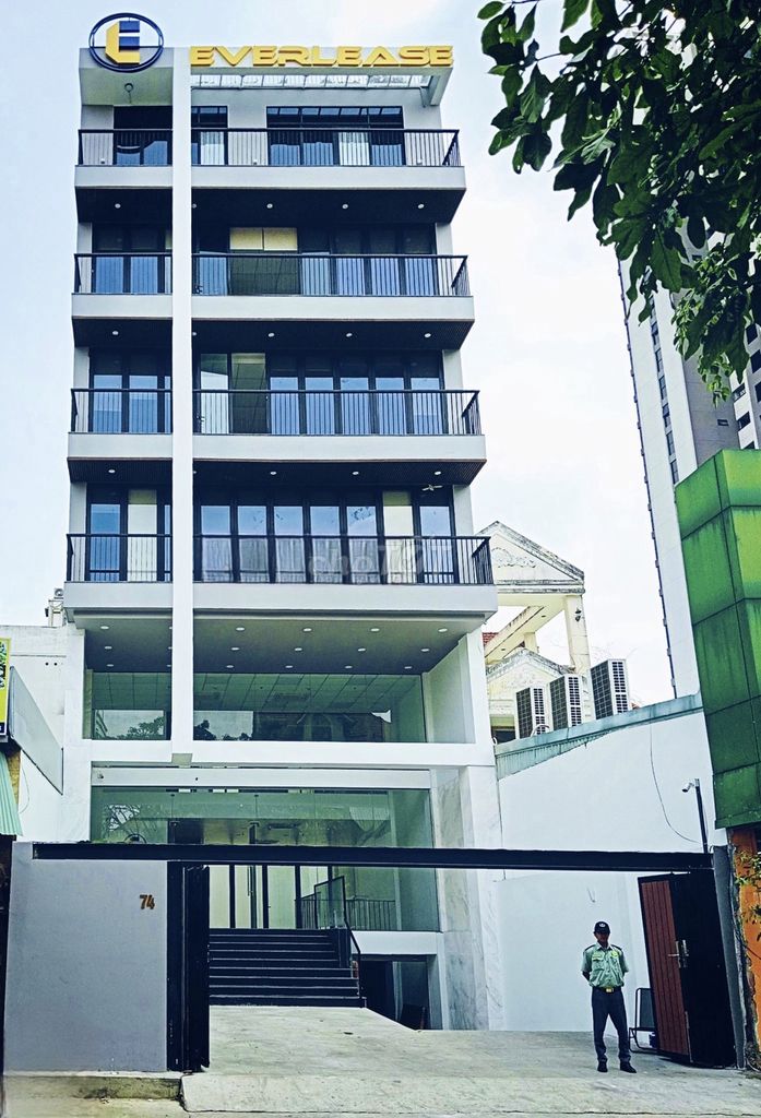 Nhà cho thuê mặt tiền đường A4, Quận Tân Bình, 500m² - Sẵn sàng hoạt động ngay!