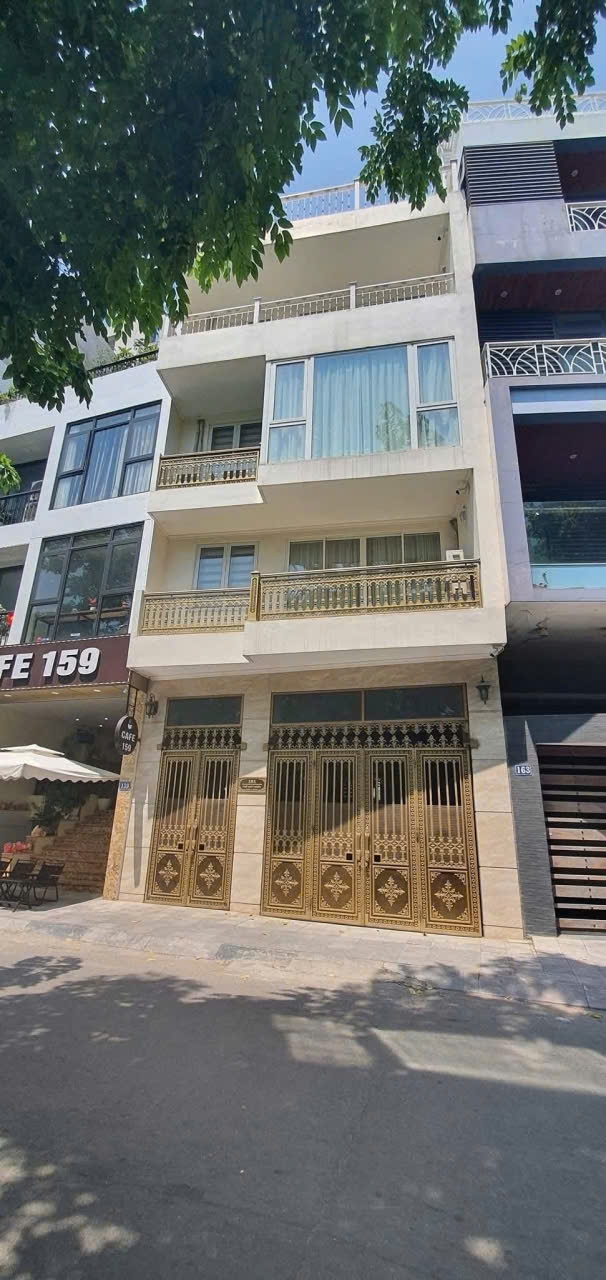 Nhà mặt phố Thụy Khuê, Tây Hồ 120m² giá 142 tỷ - Đẳng cấp tuyệt vời!