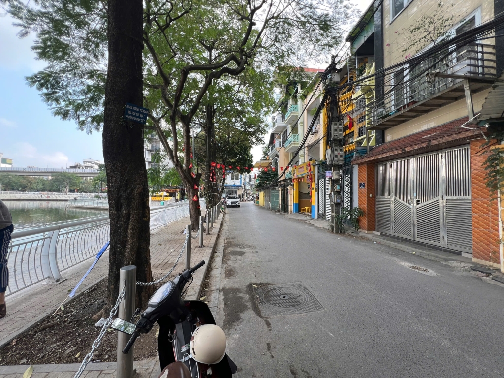 Nhà mặt phố Đặng Tiến Đông, Đống Đa 70m² giá 35 triệu - View Hồ Hoàng Cầu tuyệt đẹp!