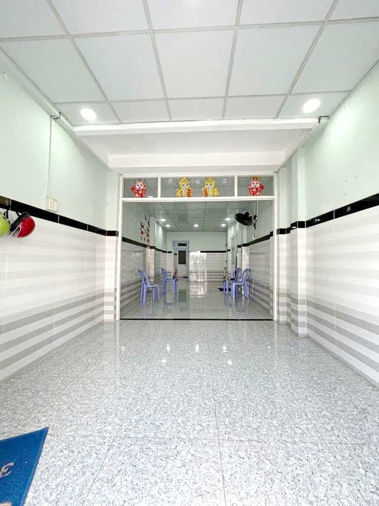 Nhà 2 tầng mặt tiền Đường số 43, P.Tân Hưng, Quận 7 - Sổ hồng, giá 8.5 tỷ, kinh doanh tốt!