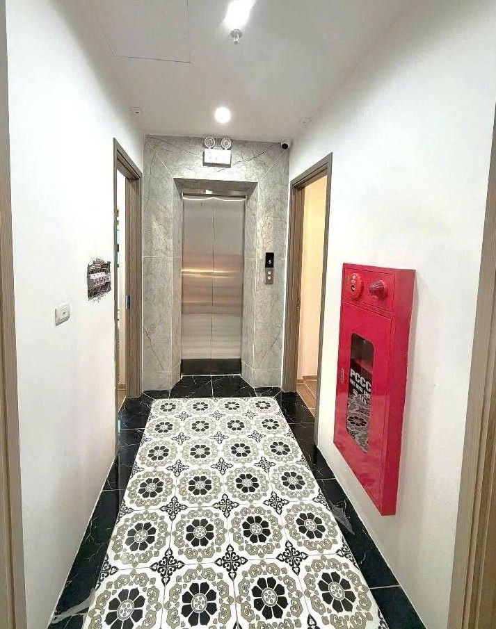 Nhà đầu tư Xuân Thủy 42m² giá 12.8 tỷ - Dòng tiền gần 1 tỷ/năm!