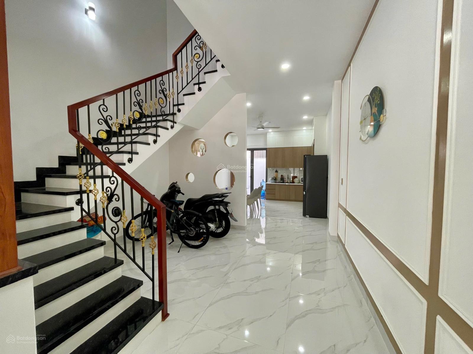 Nhà cho thuê 3 tầng tại Hà Quang 2, 101m², giá 25 triệu - Full nội thất vào ở ngay!