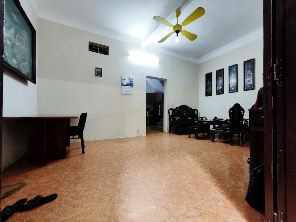 Nhà nguyên căn Đê La Thành Nhỏ, Đống Đa 58m² giá 9.5 triệu - Sẵn nội thất đầy đủ!