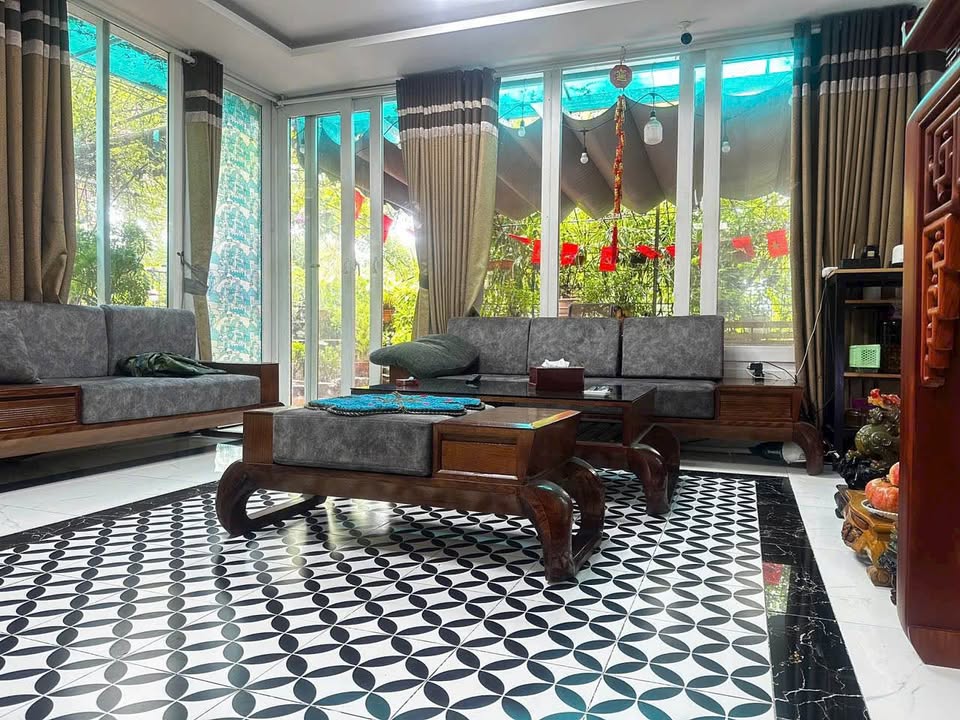 Căn hộ Tân Mai 250m² giá 8.9 tỷ - Thiết kế hiện đại, sẵn sàng vào ở!