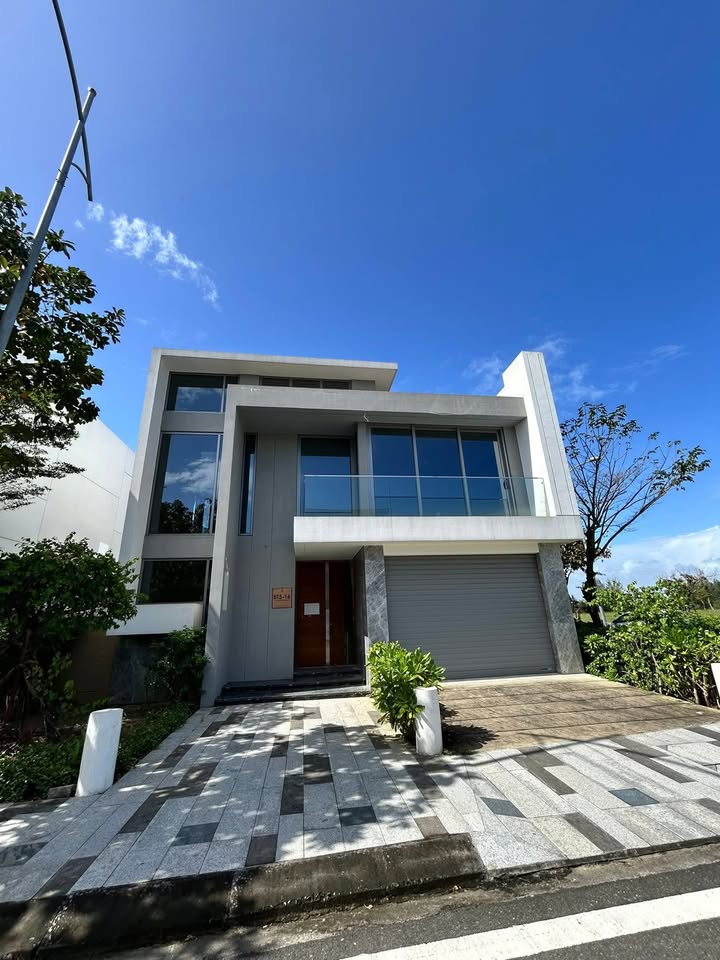 Townhouse Villa Điện Ngọc 364m² giá thỏa thuận - Lô góc 2 mặt tiền