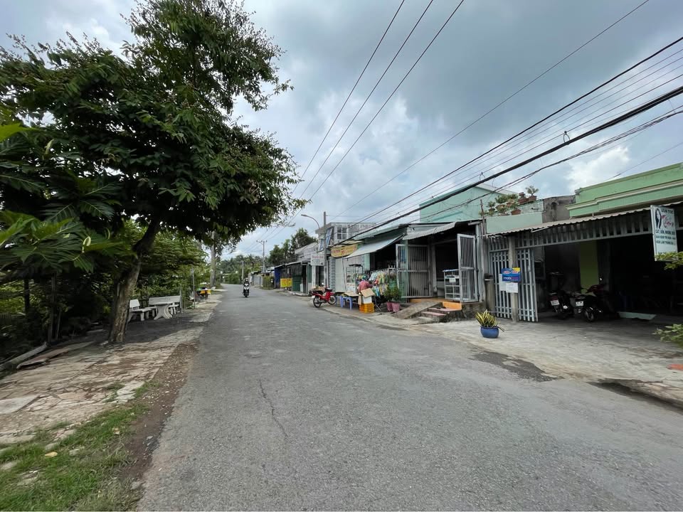 Nhà mặt tiền đường Huyện 92A, Đạo Thạnh, 112m² giá 3.5 tỷ - Cơ hội đầu tư tuyệt vời!