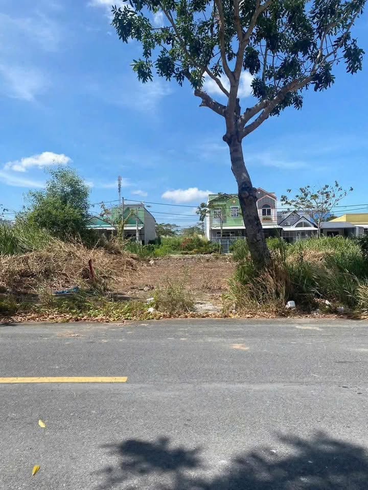 Đất nền 2 mặt tiền tại KDC Hoàng Phát, Bạc Liêu - Giá chỉ 1.55 tỷ/nền!