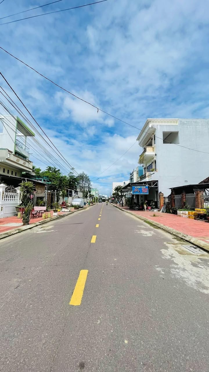 Đất nền Phước Sơn Tuy Phước 135m² chỉ 2,1 tỷ - Lô góc hướng Đông Nam đẹp!