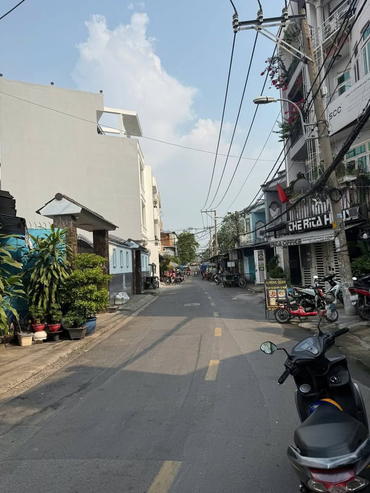 Nhà cho thuê mặt tiền đường Lý Đạo Thành, Q8 - Diện tích 52m², giá chỉ 8 triệu/tháng!