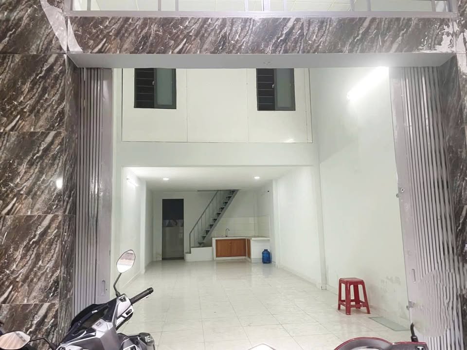 Cho thuê Nhà mặt tiền kinh doanh Đường Diệp Minh Châu Quận Tân Phú 54m² giá 18 triệu - Vị trí đắc địa, đông người qua lại!