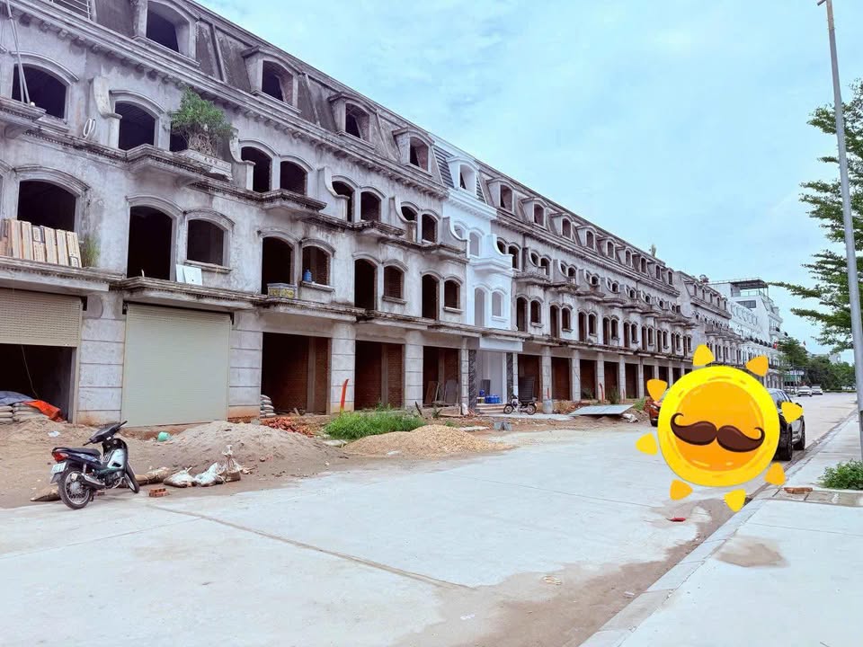 Shophouse 4 Tầng Tại TTTM Tích Sơn, Vĩnh Yên 95m² giá 4 tỷ - Cơ hội đầu tư hiếm có!