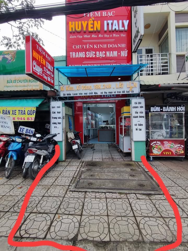 Cho thuê mặt bằng vỉa hè tại quận Ninh Kiều, Cần Thơ - Chỉ 2 triệu/buổi!