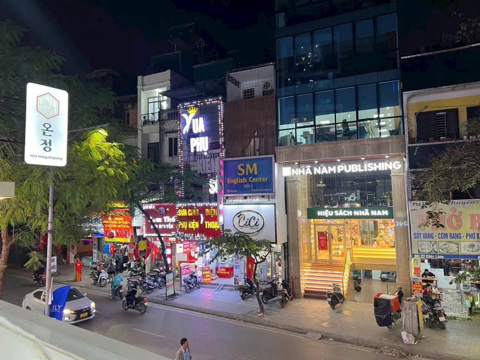 Cho thuê FrontHouse đường Vũ Trọng Phụng, quận Thanh Xuân 180m² - Pháp lý rõ ràng, phù hợp mọi mô hình kinh doanh!