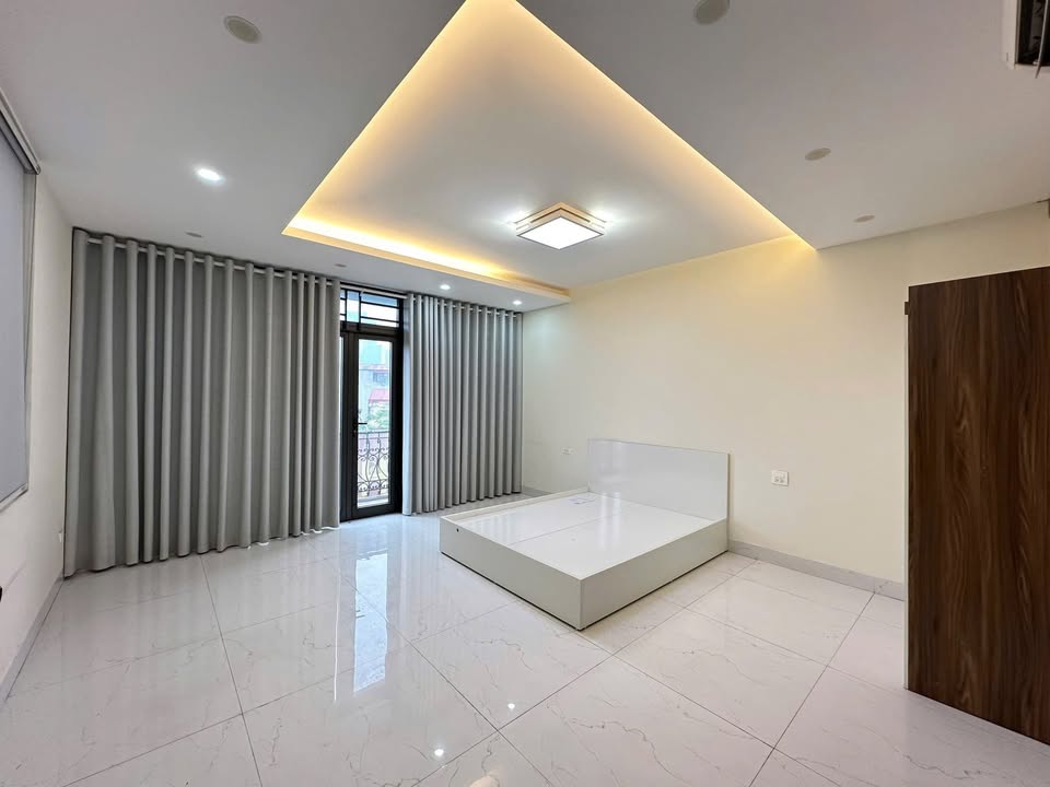 Phòng cho thuê tại Xuân La, 30m², giá 5 triệu - Căn hộ mới, tiện nghi đầy đủ!