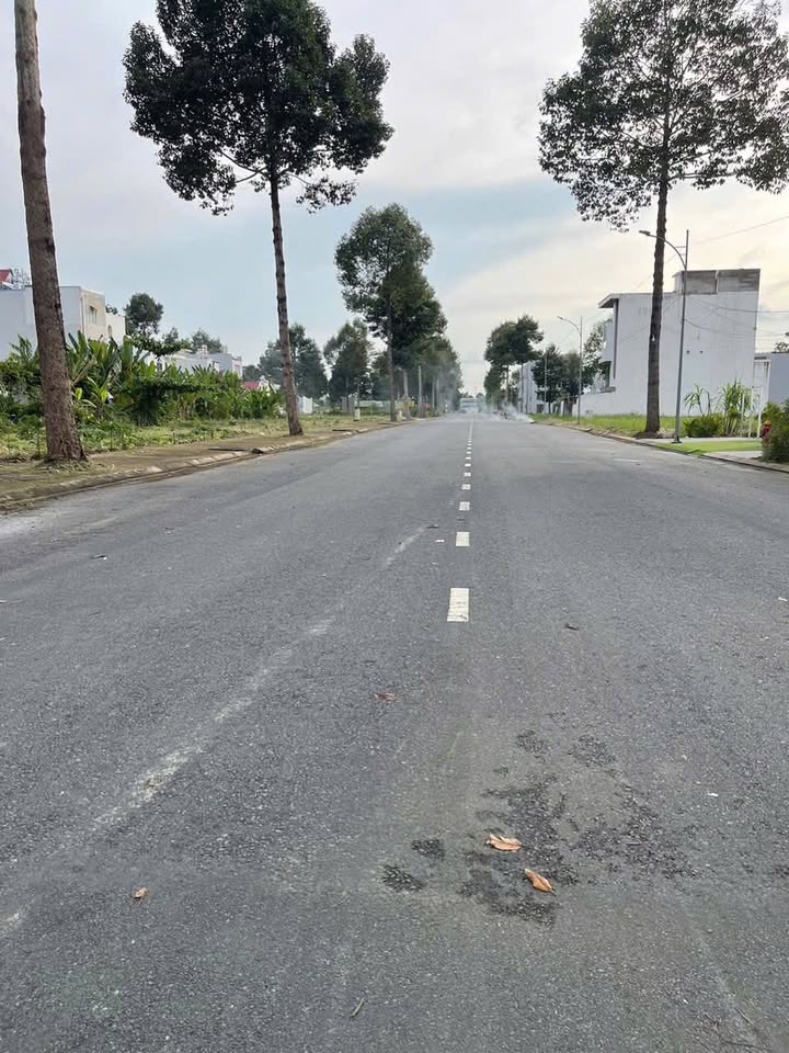 Đất nền KDC Ngân Thuận (Kita) Cần Thơ 110m² giá 3.5 tỷ - Vị trí đẹp, tiện ích đầy đủ!