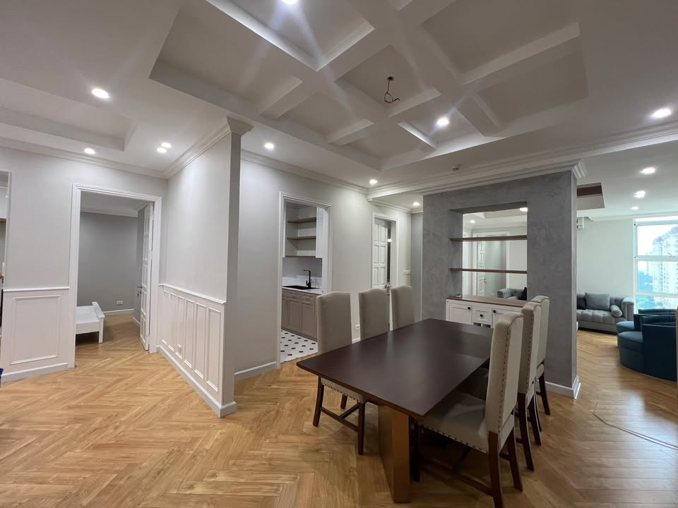 Căn hộ 120m² tại Ciputra Tây Hồ giá 12 tỷ - Sẵn sàng vào ở ngay!