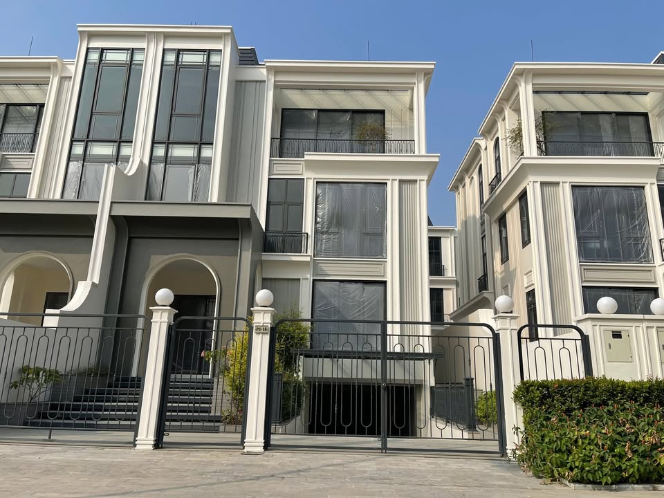Biệt thự Ciputra Tây Hồ 324m² giá 129.6 tỷ - Đầu tư sinh lời tốt!