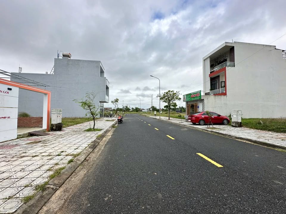 Đất nền Phú Thạnh Tuy Hòa 75m² giá 1.7 tỷ - Lô đất đẹp, hướng Đông Nam!