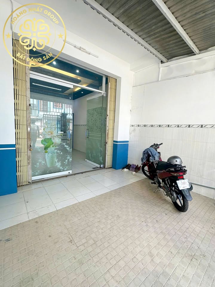 Nhà cho thuê đẹp 1 trệt 1 gác lửng tại Lê Công Nhân, Cà Mau 88m² chỉ 5 triệu/tháng