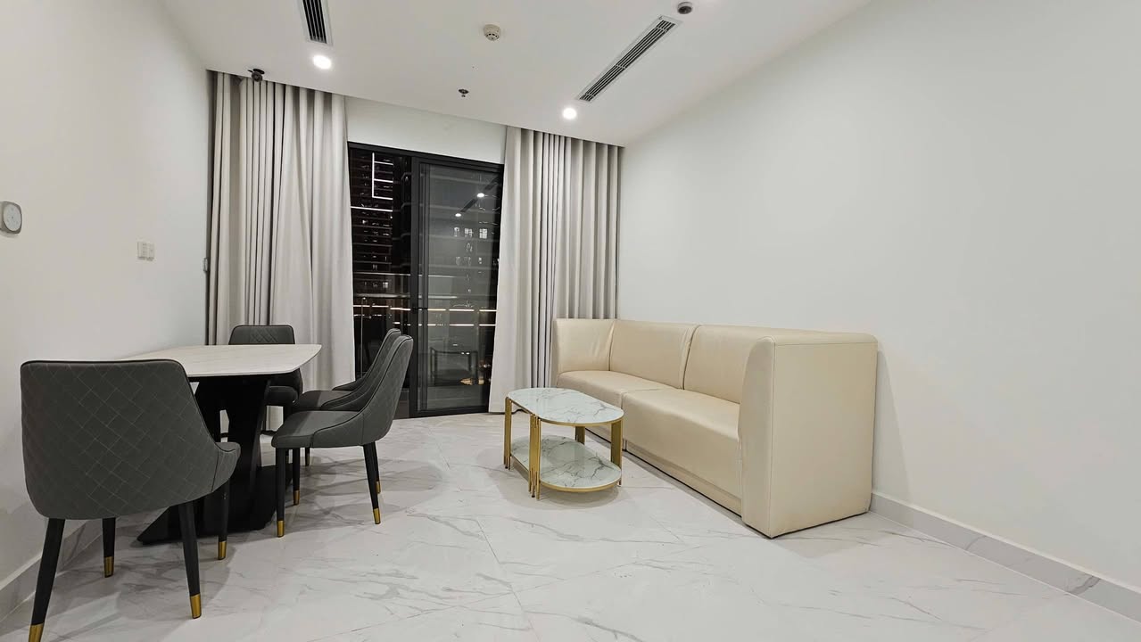 Căn hộ 2PN Vinhomes Grand Park quận 9 giá 10 triệu - Full nội thất sang trọng!