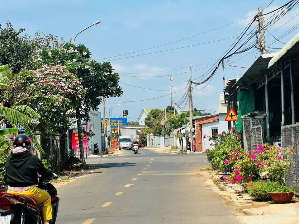 Bán lô đất vườn 415m² Long Tân - Giá chỉ 1.75 tỷ, gần chợ Long Tân!