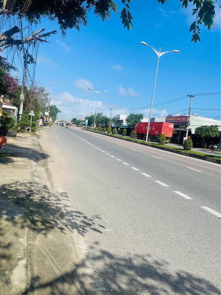 Nhà 2 tầng mặt tiền đường Trần Thủ Độ, Đà Nẵng 187m² giá 6.9 tỷ - Đầu tư sinh lời lý tưởng!