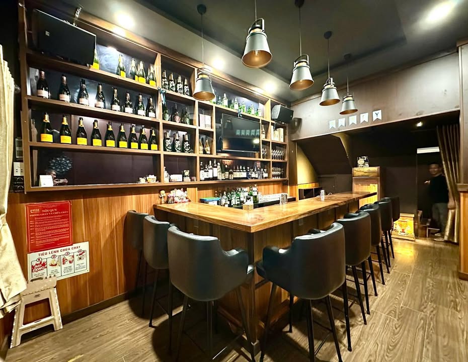 Nhà phố Nhật Sài Gòn Quận 1, 42m² giá 15.5 tỷ - Cơ hội đầu tư hiếm có!