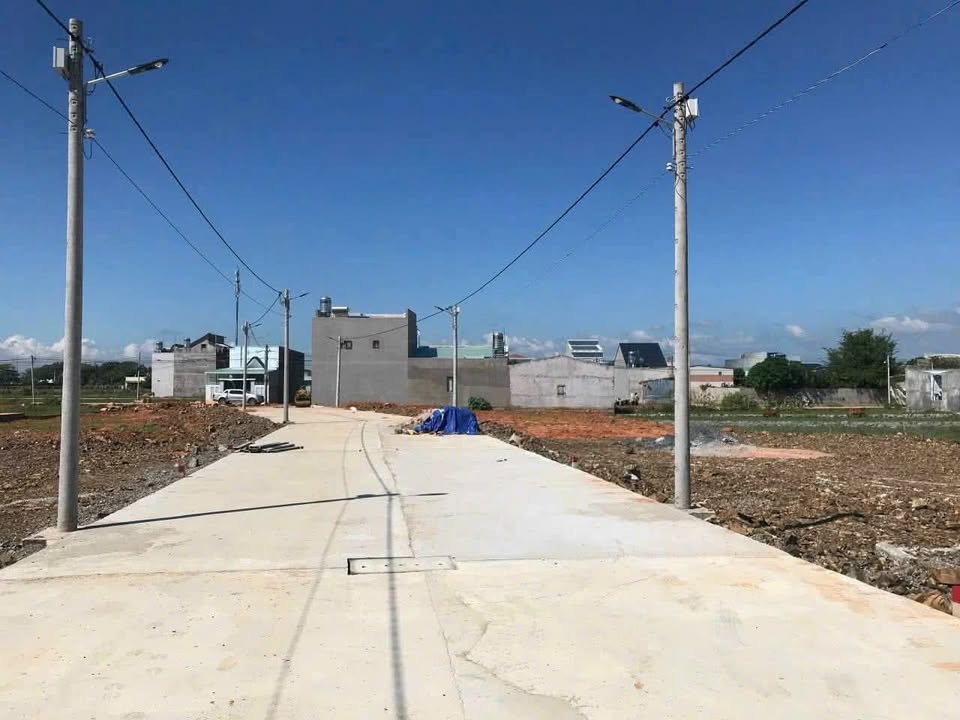 Đất nền khu dân cư Ga Lê Duẩn Phan Thiết 100m² giá 400 triệu - Sổ hồng riêng, công chứng ngay!