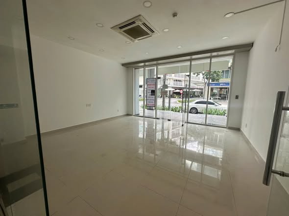 Shophouse Saritown Thủ Đức 114m² giá 140 triệu - Cho thuê nguyên căn tiện lợi!