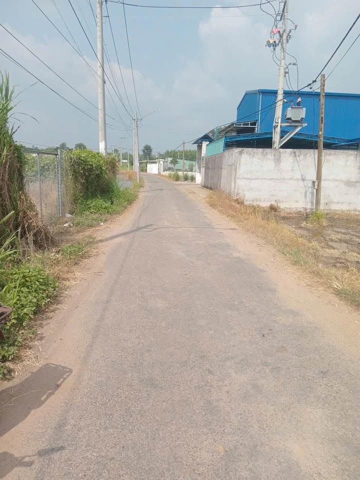 Đất nền Long Đất Bà Rịa - Vũng Tàu 10.965m² giá 1.4 tỷ - Quy hoạch đất ở, mặt tiền đường nhựa!